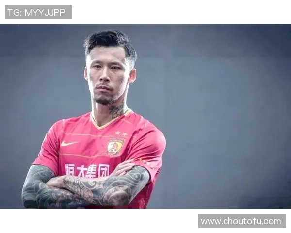 足球四大帅男球星有哪些 他们的颜值与实力并存引人注目 足球四大帅男球星有哪些 他们的颜值与实力并存引人注目